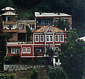 t�rev2.jpg (29049 bytes)